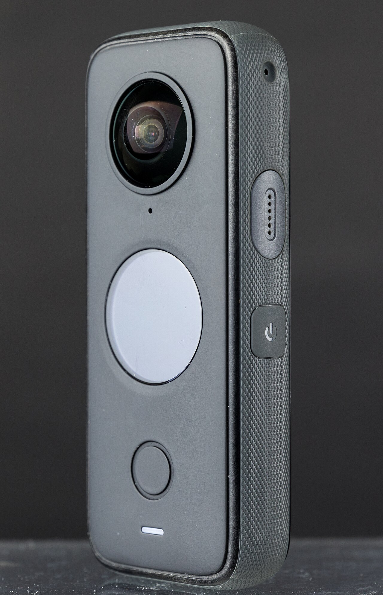 Insta360 ONE X2 camera reference image